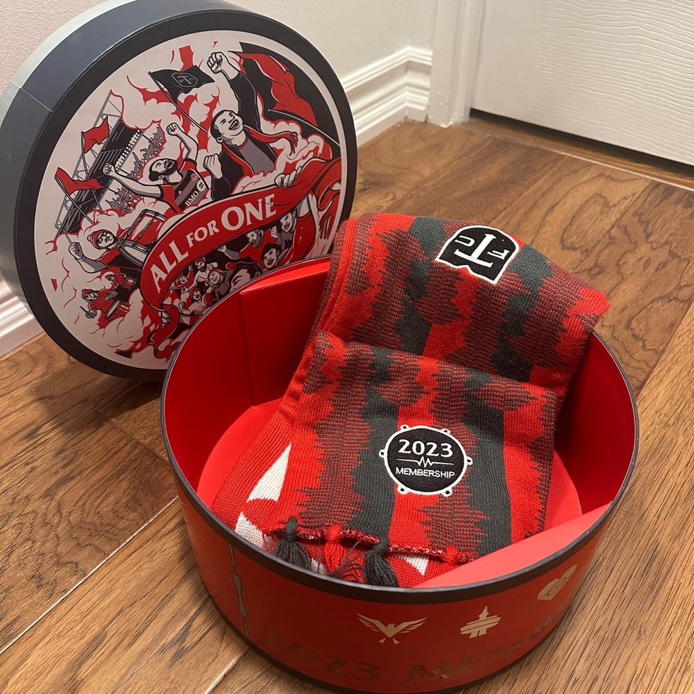 TFC 2023 membership scarf with gift box